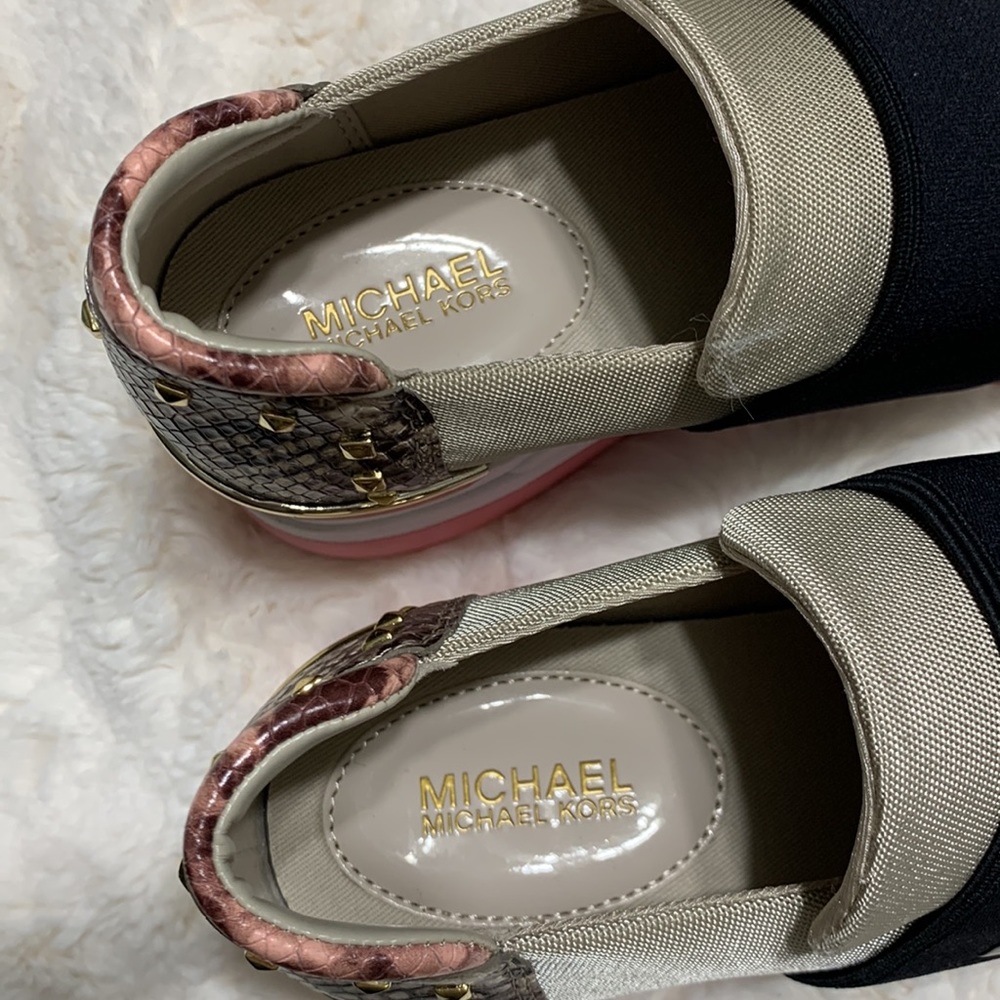 MICHAEL MICHAEL KORS Felix Wedge Sneaker - Picture 14 of 14